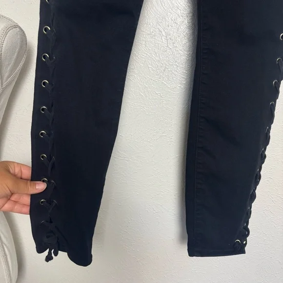 Good American Good Waist Laced Side Black Skinny Denim - Picture 6 of 8